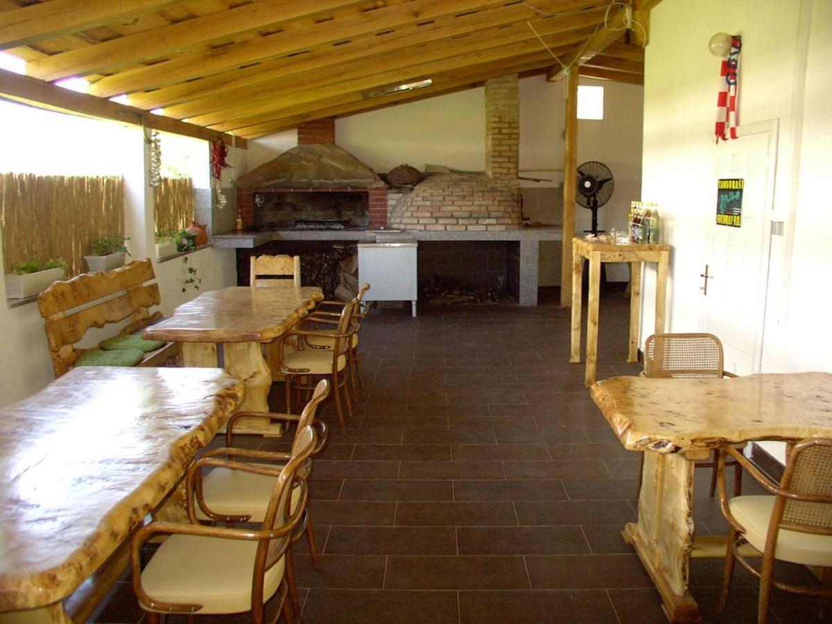 Apartman By The Sea Sucuraj, Hvar - 3589 *