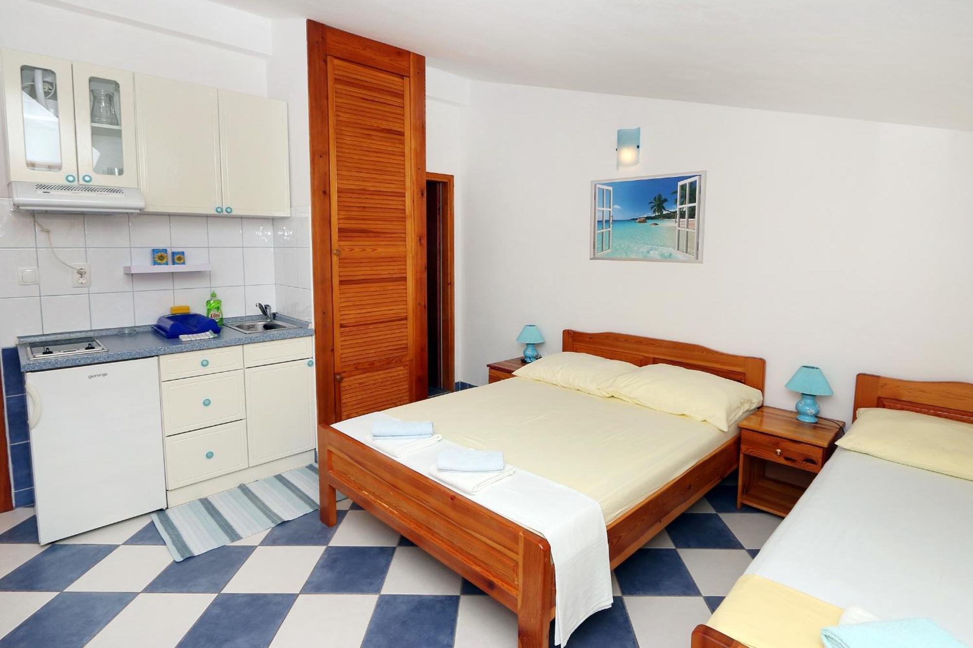 Apartman By The Sea Sucuraj, Hvar - 3589